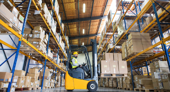 Image of a warehouse for Newl, a ocean freight shipping companies that offers third party logistics warehousing.