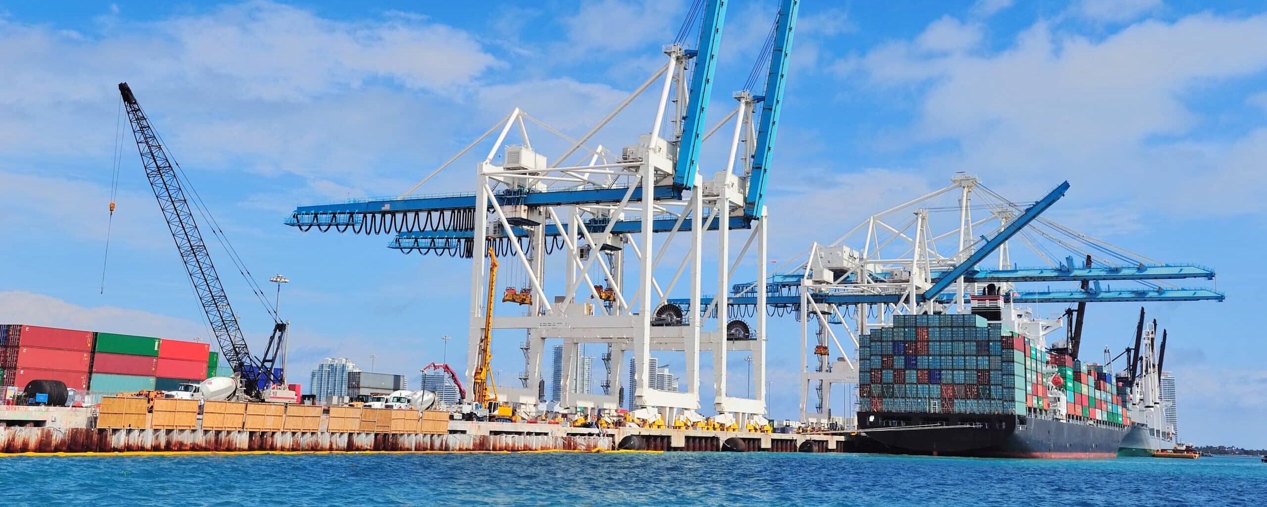 de minimis exemption and global supply chain