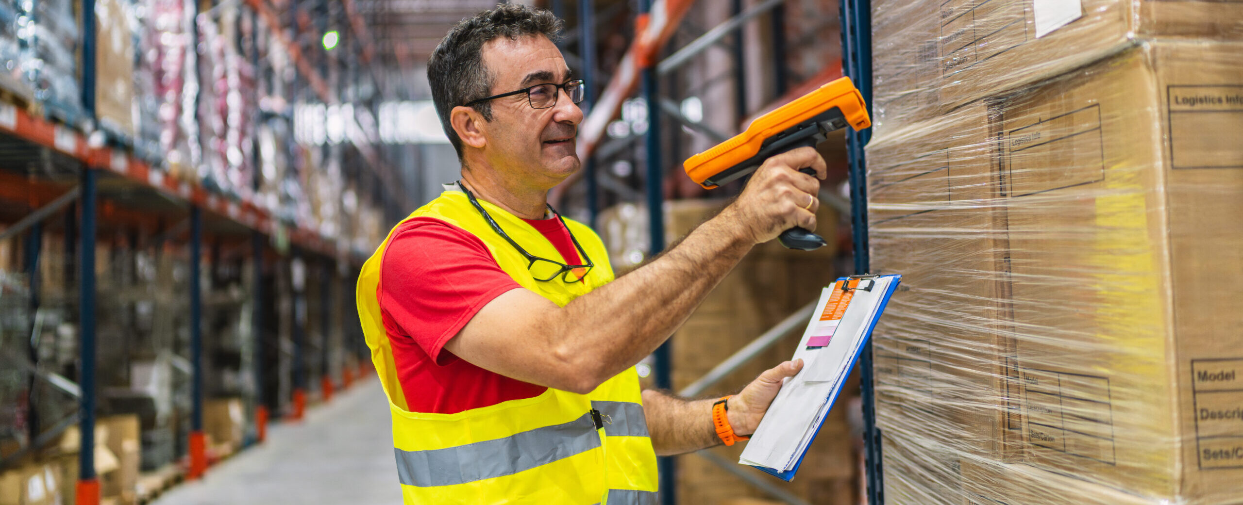 Inventory bin system at a warehouse